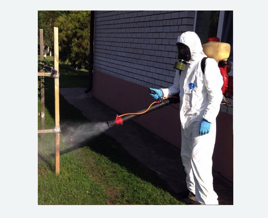 травля клещей на участке в Харовске